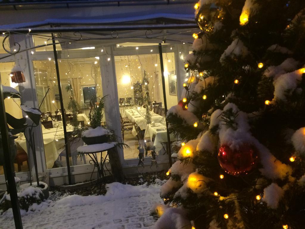 Hotel Ebnet Mutterstadt Kültér fotó